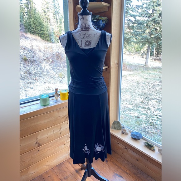 Custom 2piece Embroidered Outfit sz SM - Picture 5 of 6